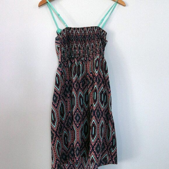 Xhilaration Dress - IT HAS POCKETS! - Picture 3 of 5